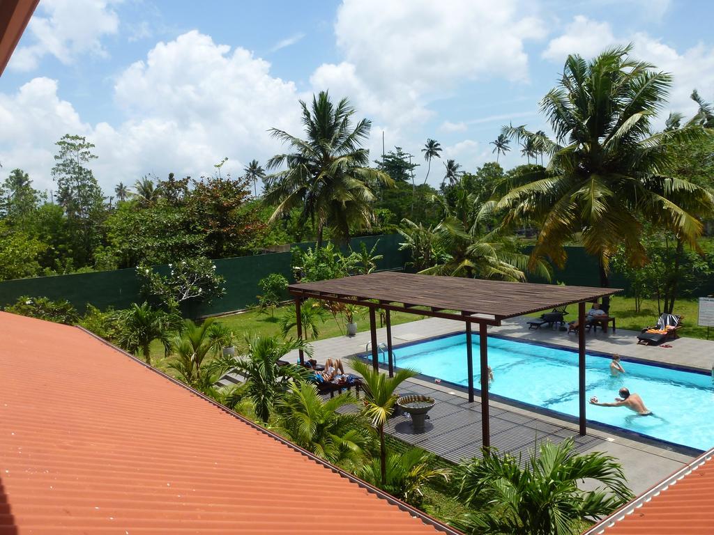 Weligama Ocean Breeze Hotel Exterior foto